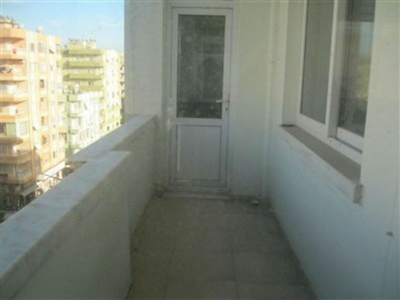 Mersin Tarsus Merkezde 4+1 Daire Mersin Tarsus Bankadan Satılık Daire