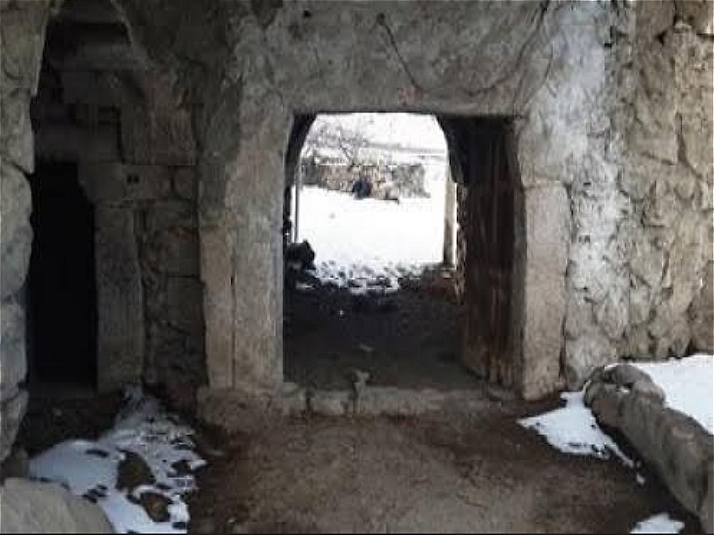 Nevşehir Acıgöl�de Kargir ev ve Arsası Nevşehir Acıgöl Bankadan