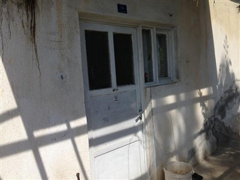 Mersin Mut�ta Bahçeli Kargir Ev Mersin Mut Bankadan Satılık Bina