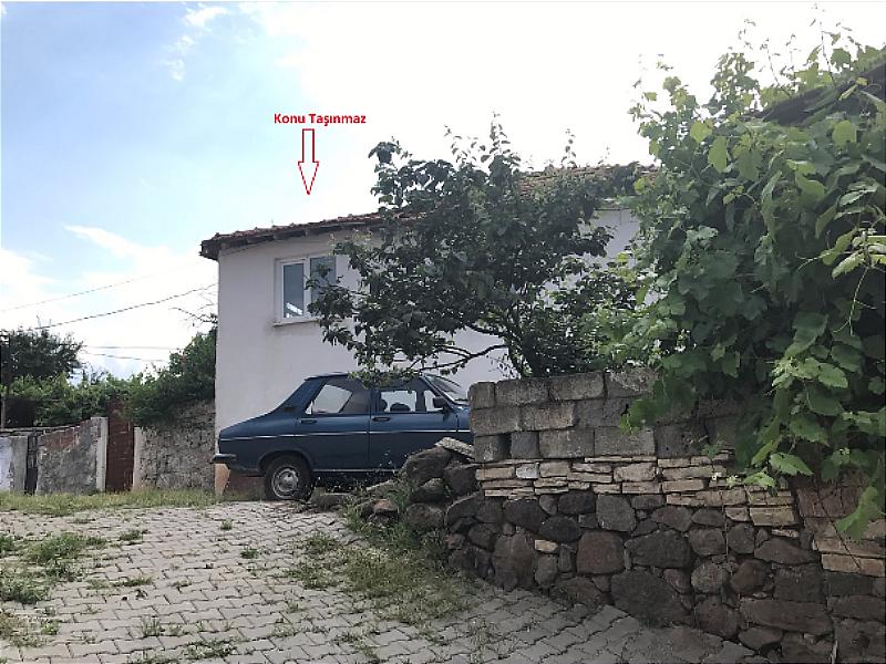 Balıkesir Altıeylül Meryemdere Köyü�nde Bahçeli Kargir Ev ve Ahır