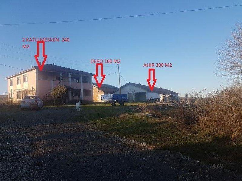 Kocaeli Kandıra�da Betonarme Ev, Ahır, Samanlık ve 2 Tarla Kocaeli