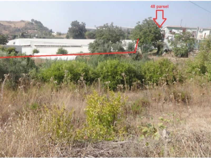 Mersin Anamur Gercebahşiş Mahallesinde 132 m2 Kargir Ev ve Tarla