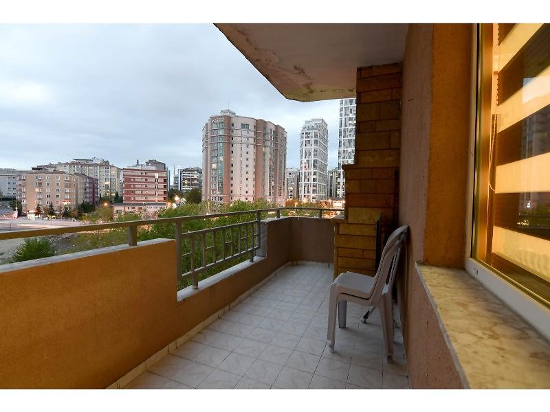 İstanbul Esenyurt Cumhuriyet Mahallesinde 3+1 125 m2 Daire İstanbul