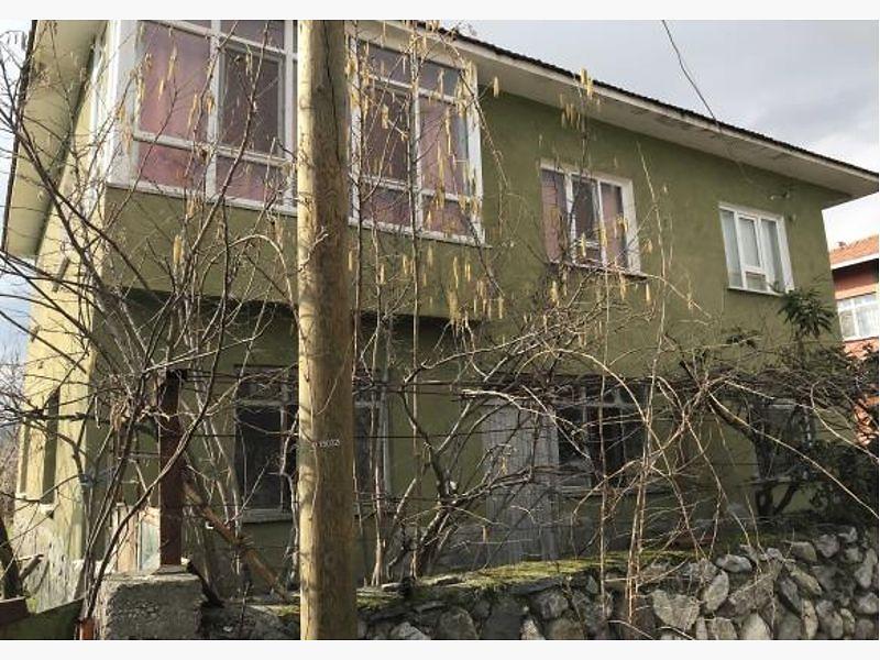 Çorum Kargı Dereköy Köyünde 2 Katlı Ev ve Arsası Çorum Kargı