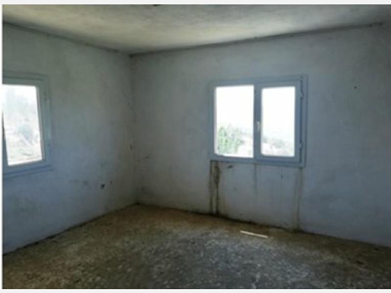 İzmir Kiraz İğdeli�de 190 m2 Kargir Ev ve 5363 m2 Tarla İzmir Kiraz