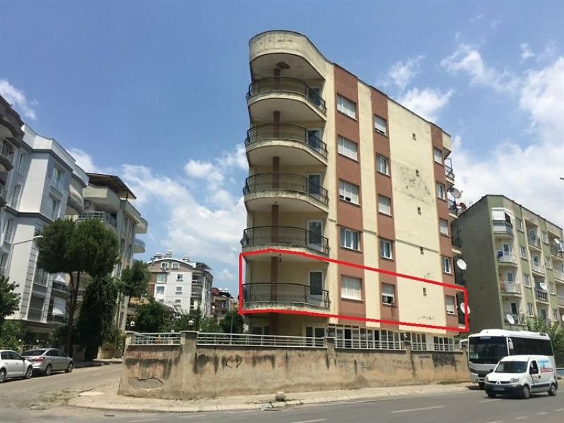 Aydın Efeler Efeler Mahallesinde 185 m2 Daire Aydın Merkez Bankadan