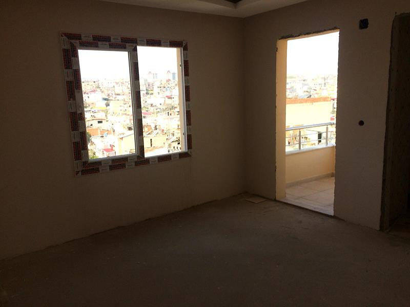 Mersin Toroslar Çukurova Mahallesinde Natamam 3+1 105 m2 Daire Mersin