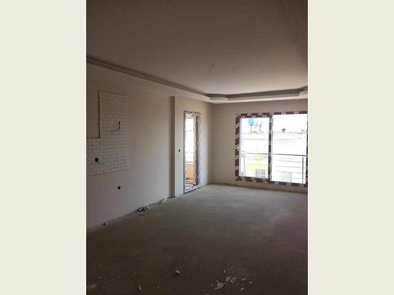 Mersin Toroslar Çukurova Mahallesinde Natamam 3+1 105 m2 Daire Mersin