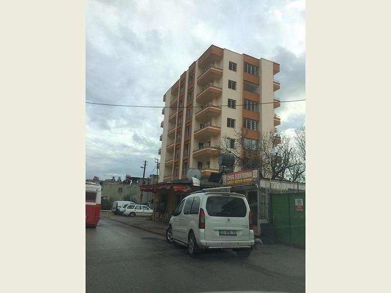 Mersin Toroslar Çukurova Mahallesinde Natamam 3+1 105 m2 Daire Mersin
