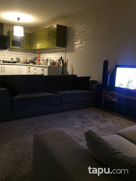 Ataköy'de Yatırımlık Balkonlu 1+1 Daire