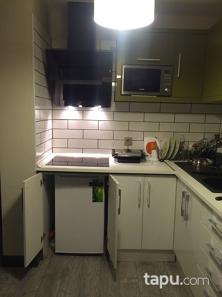 Ataköy'de Yatırımlık Balkonlu 1+1 Daire