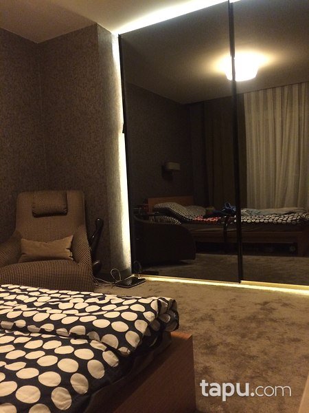 Ataköy'de Yatırımlık Balkonlu 1+1 Daire