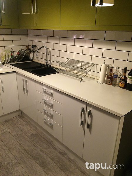 Ataköy'de Yatırımlık Balkonlu 1+1 Daire