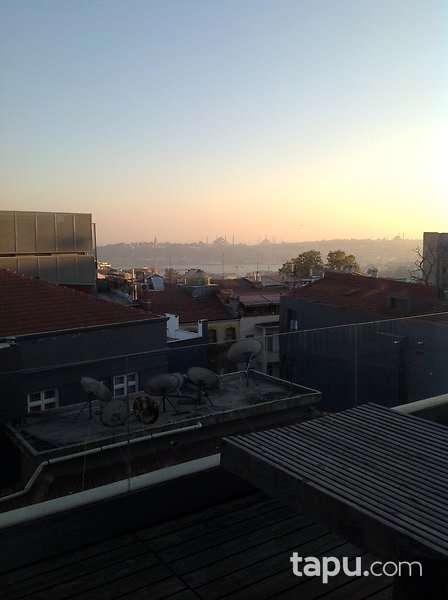 İstanbul Beyoğlu'nda Restorasyon Projeli Müstakil Tarihi Eser Bina