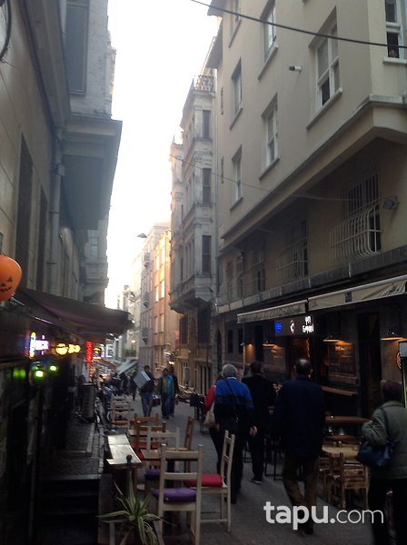 İstanbul Beyoğlu'nda Restorasyon Projeli Müstakil Tarihi Eser Bina