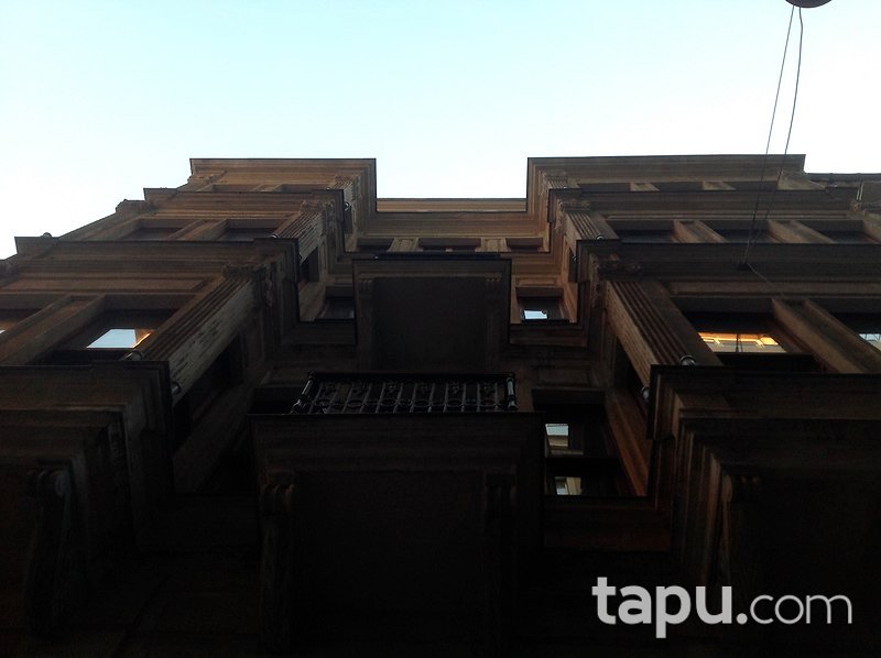 İstanbul Beyoğlu'nda Restorasyon Projeli Müstakil Tarihi Eser Bina