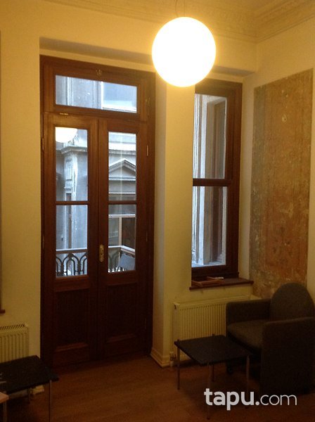 İstanbul Beyoğlu'nda Restorasyon Projeli Müstakil Tarihi Eser Bina