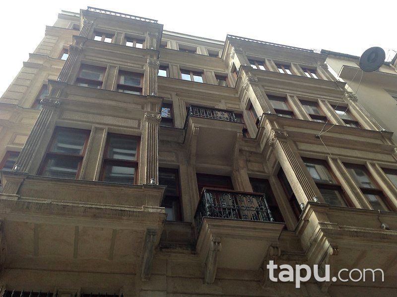 İstanbul Beyoğlu'nda Restorasyon Projeli Müstakil Tarihi Eser Bina