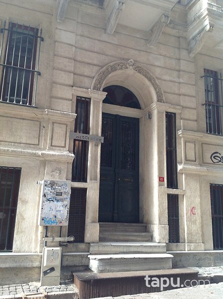 İstanbul Beyoğlu'nda Restorasyon Projeli Müstakil Tarihi Eser Bina