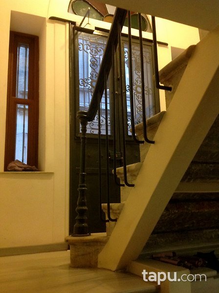 İstanbul Beyoğlu'nda Restorasyon Projeli Müstakil Tarihi Eser Bina