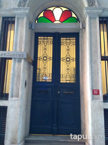 İstanbul Beyoğlu'nda Restorasyon Projeli Müstakil Tarihi Eser Bina