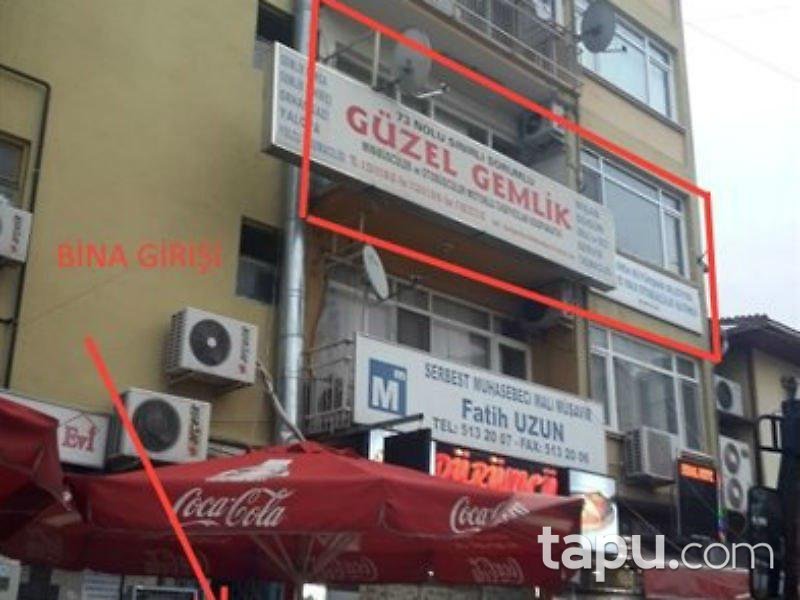 Bursa Gemlik Merkezde Deniz Manzaralı Tahliye Edilmemiş 2+1 Daire
