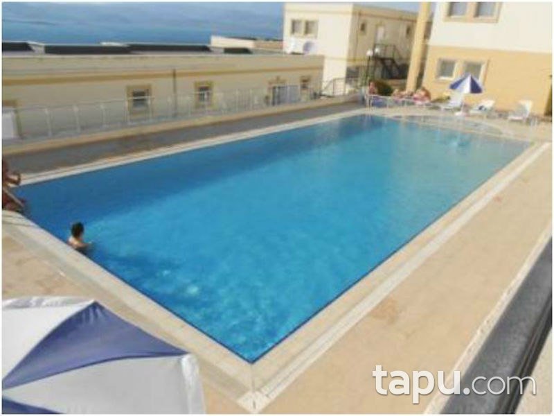 Muğla Güllük'te Havuzlu Site'de 2+1 Daire