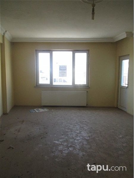 İstanbul Esenyurt'da 5+1 Çatı Arası Piyesli