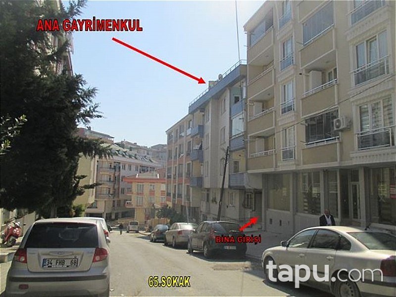 İstanbul Esenyurt'da 5+1 Çatı Arası Piyesli