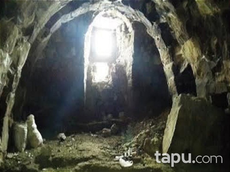 Nevşehir Acıgöl'de Kargir ev ve Arsası