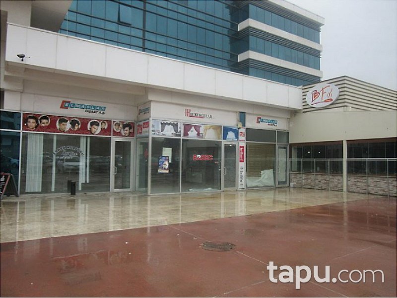 Ankara Etimesgut Hukukçular Plaza'da 35 m2 Dükkan