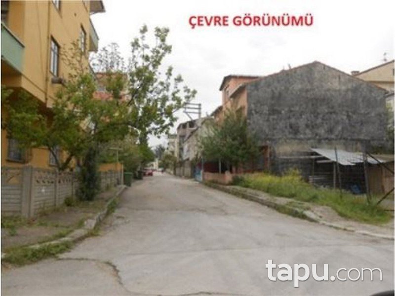 Kocaeli Körfez'de Tahliye Edilmemiş 110 m2 3+1 Daire