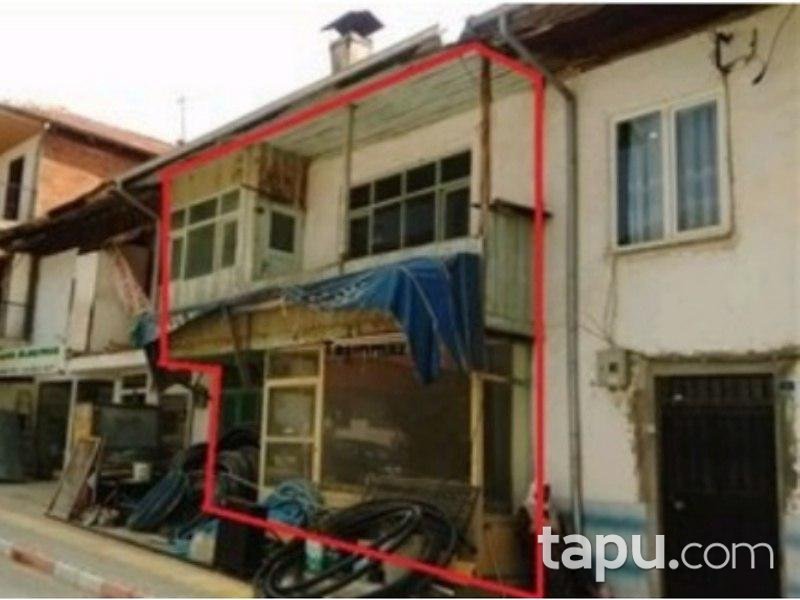 Burdur Altınyayla'da 2 Katlı Kargir Ev