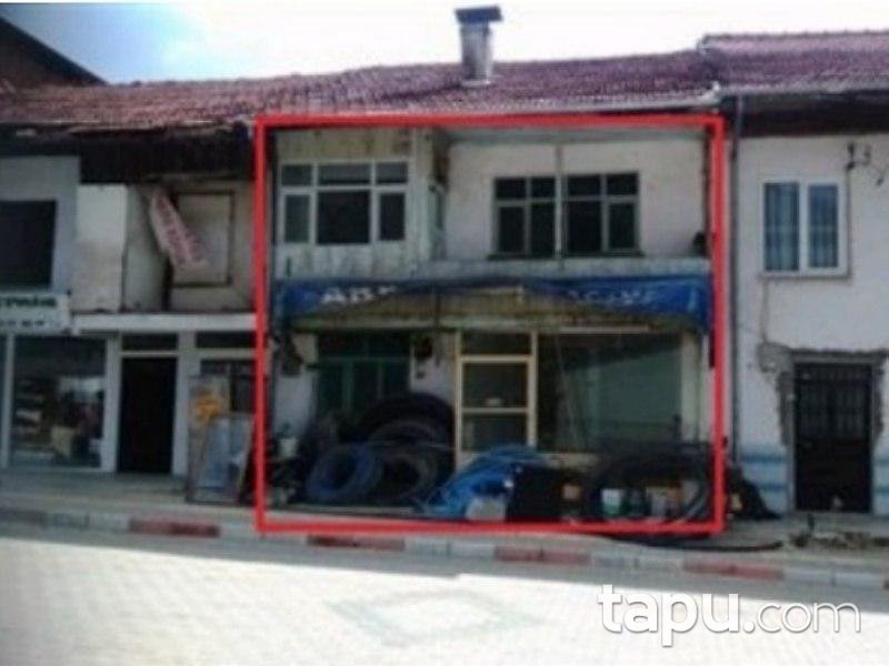 Burdur Altınyayla'da 2 Katlı Kargir Ev