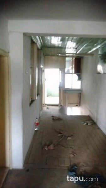 Burdur Altınyayla'da 2 Katlı Kargir Ev