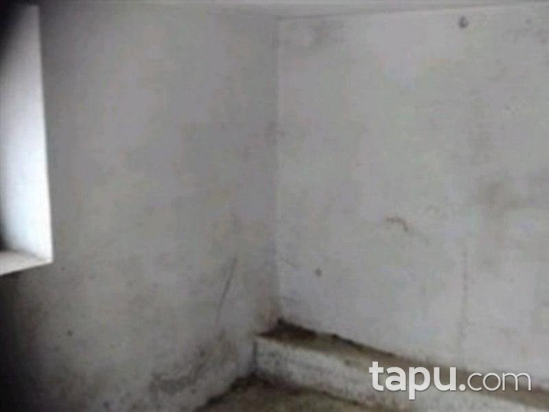 Burdur Altınyayla'da 2 Katlı Kargir Ev