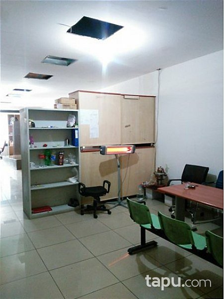 Diyarbakır Yenişehir'de Galeria AVM içerisinde Dükkan