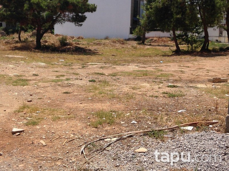 Antalya Konyaaltı 683 m2 İmarlı Arsa