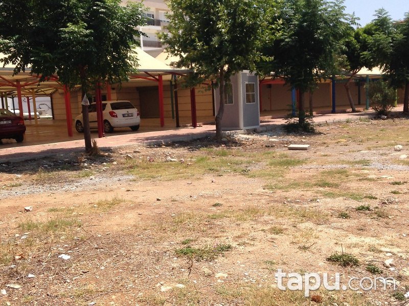 Antalya Konyaaltı 683 m2 İmarlı Arsa