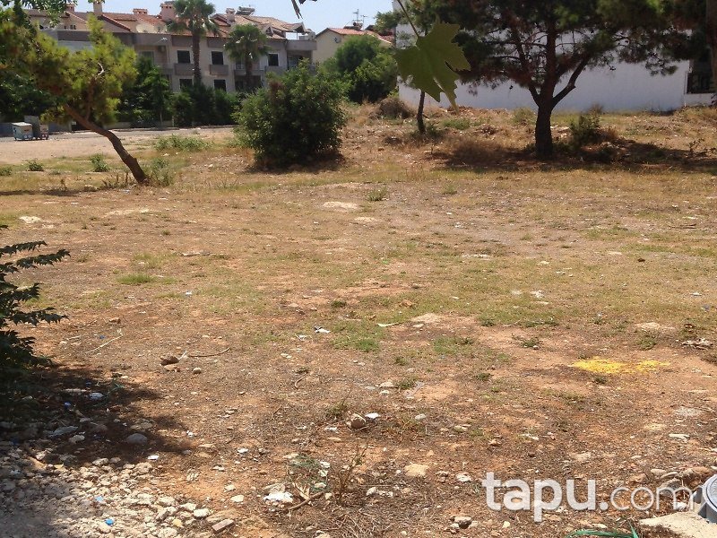Antalya Konyaaltı 683 m2 İmarlı Arsa