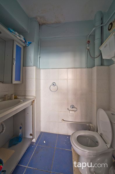 Tarlabaşı'nda Köşe Parsel Bina