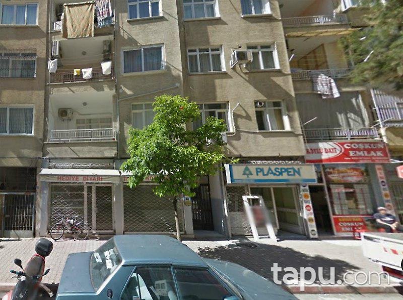 Mersin Akdeniz'de 110 m2 Dükkan