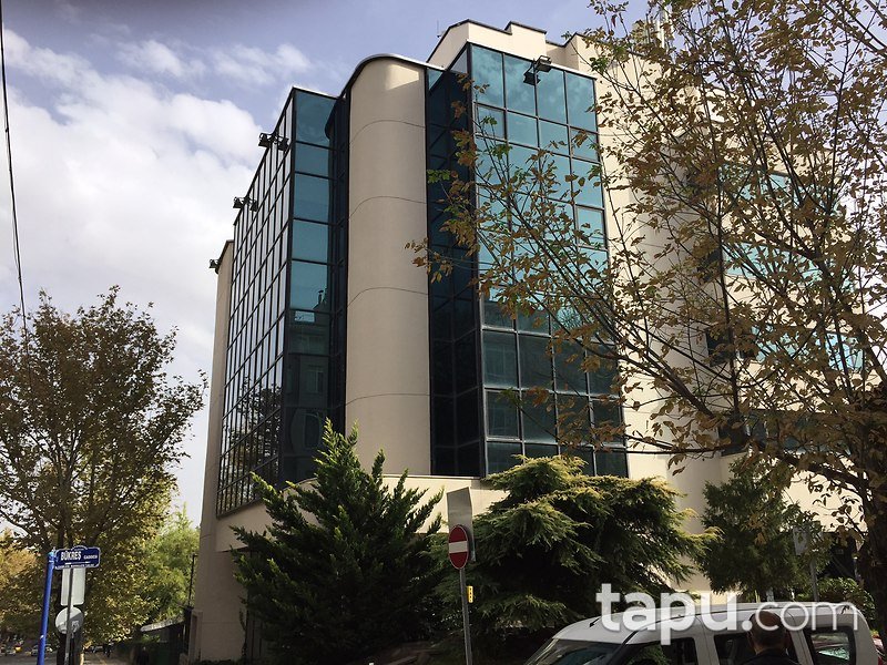 Ankara Çankaya'da Komple Ofis Binası