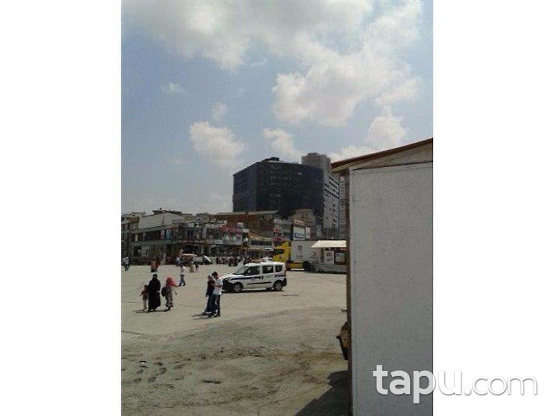 İstanbul Esenyurt Sultaniye'de AVM İçinde Dükkan 103 m2