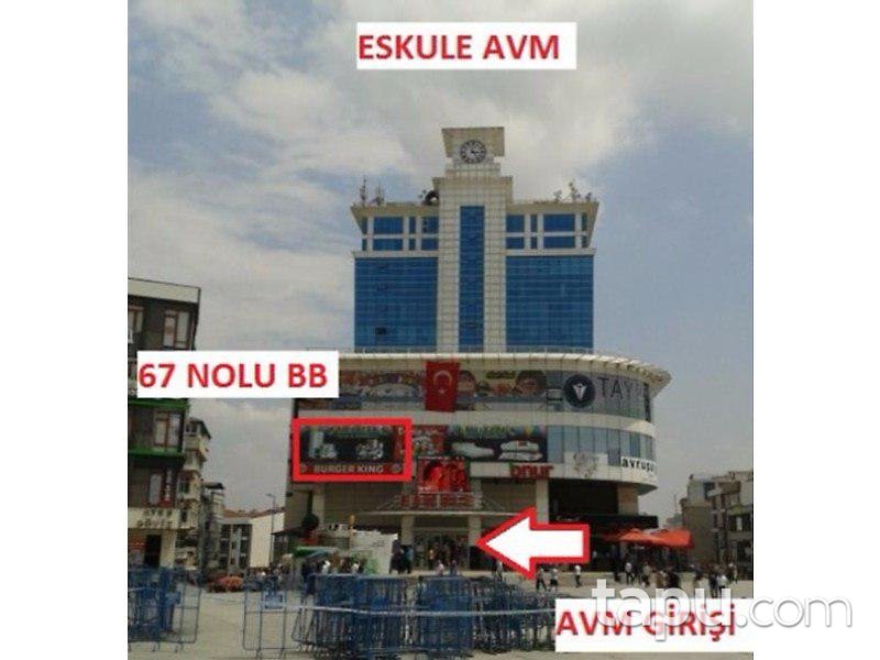 İstanbul Esenyurt Sultaniye Mahallesi'nde AVM'de Dükkan 122 m2