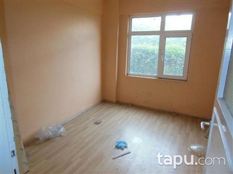 Kocaeli Gölcük'te 2+1 Daire