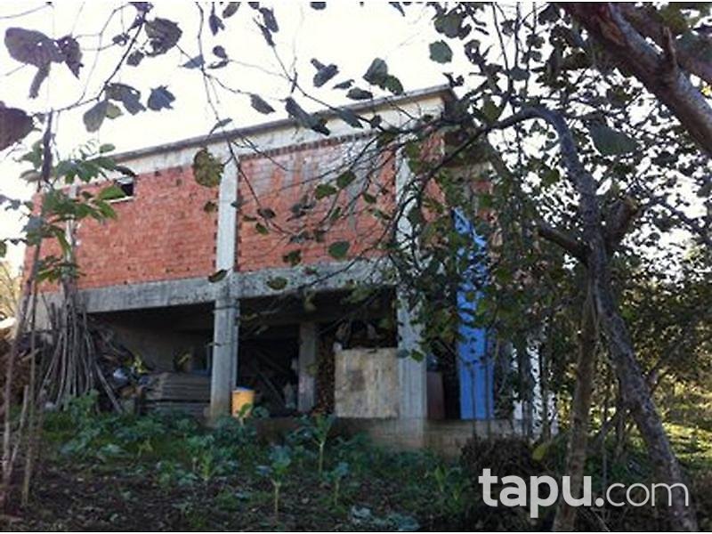 Trabzon Çağlayan Okçu Mahallesi'nde Çay Bahçeli Ev 340 m2