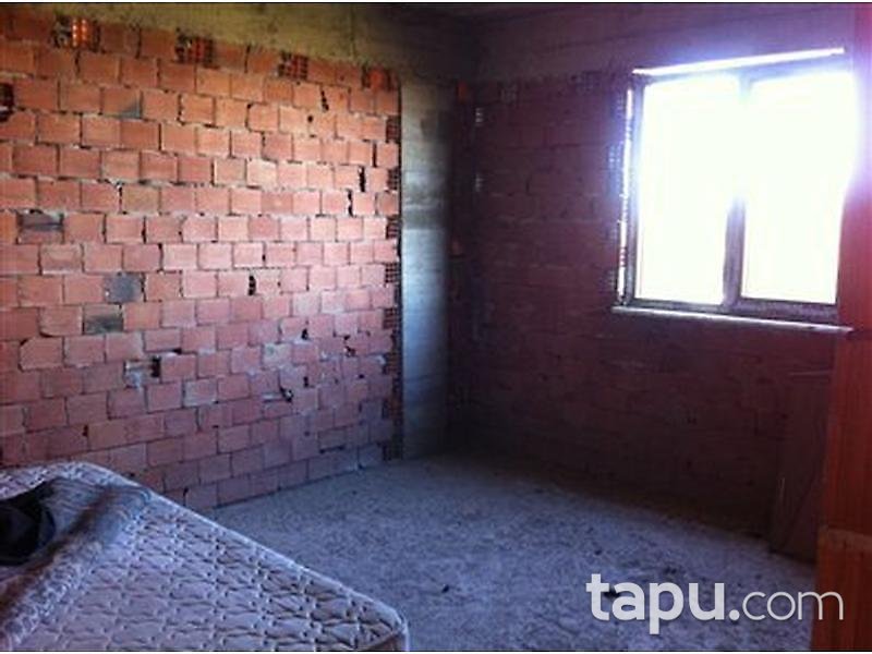 Trabzon Çağlayan Okçu Mahallesi'nde Çay Bahçeli Ev 340 m2