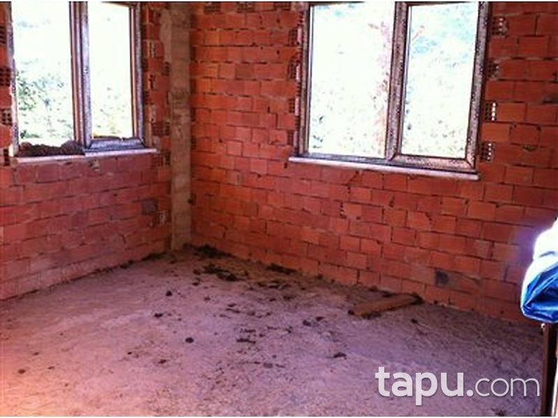 Trabzon Çağlayan Okçu Mahallesi'nde Çay Bahçeli Ev 340 m2