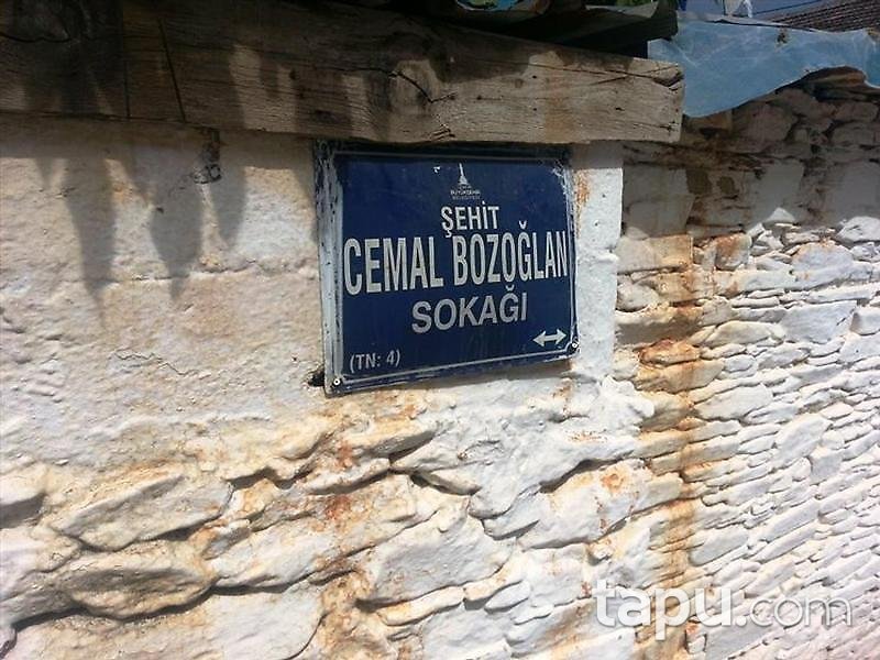 İzmir Bayındır Yakapınar Köyü'nde 240 m2 Müstakil Ev